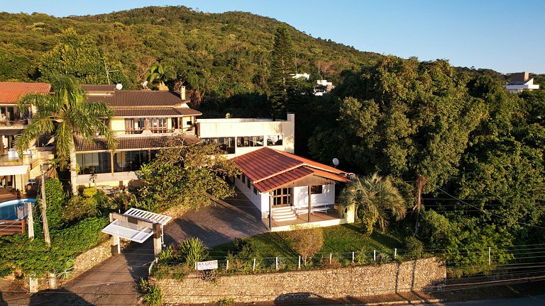 Casa com vista Praia da Lagoinha