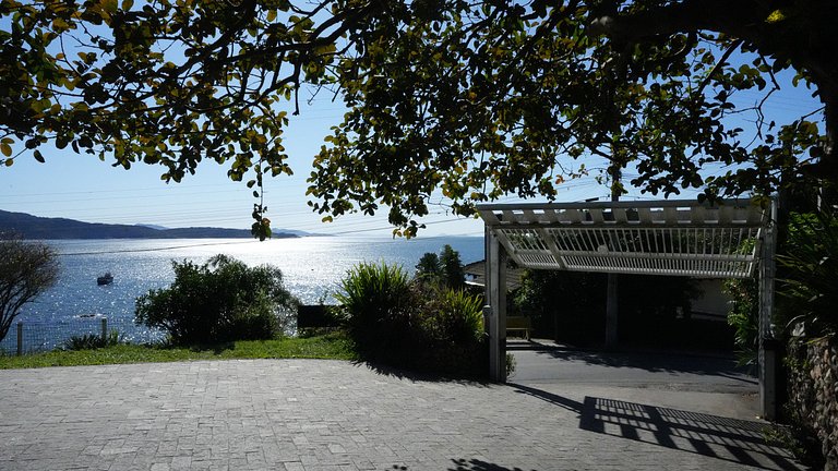 Casa com vista Praia da Lagoinha