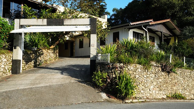 Casa com vista Praia da Lagoinha