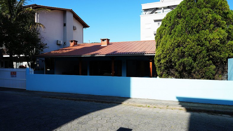 Casa de 5 quartos 250m da praia