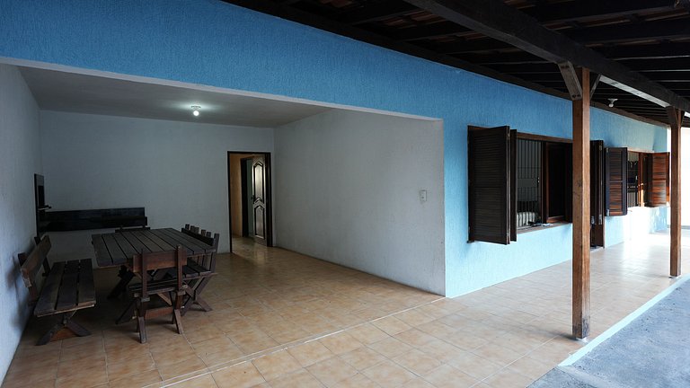 Casa de 5 quartos 250m da praia